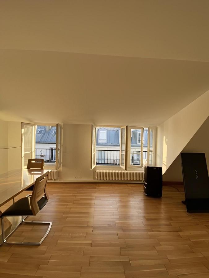 Upscale 80M2 2 Bedroom Apartment Near Champs Elysees ปารีส ภายนอก รูปภาพ