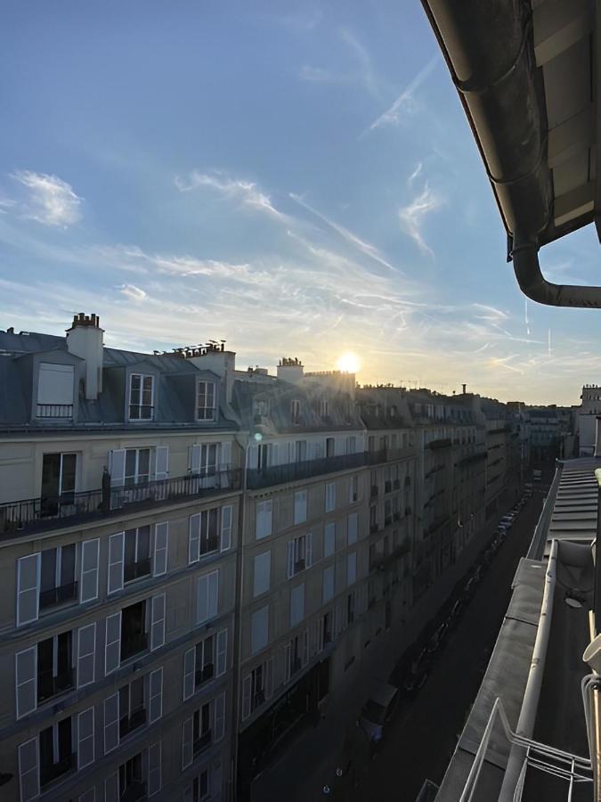 Upscale 80M2 2 Bedroom Apartment Near Champs Elysees ปารีส ภายนอก รูปภาพ