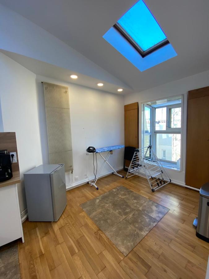 Upscale 80M2 2 Bedroom Apartment Near Champs Elysees ปารีส ภายนอก รูปภาพ